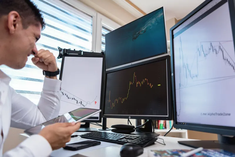 Measured to Death: How Optimization Obsession Is Quietly Killing Early-Stage Product Momentum